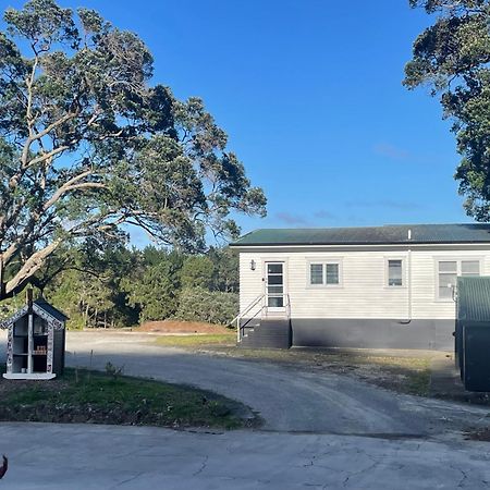 Muriwai Lodge Exterior photo