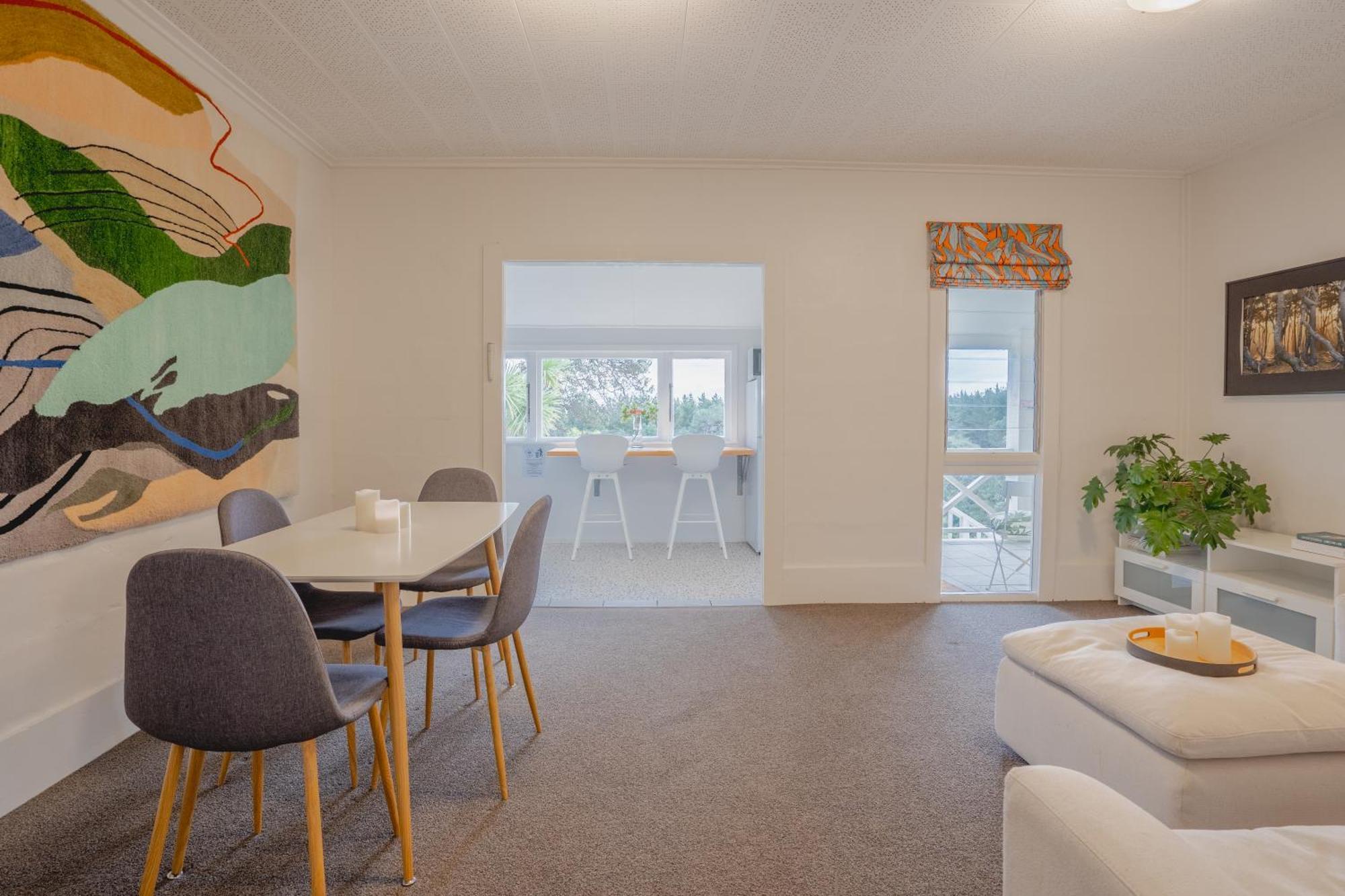 Muriwai Lodge Exterior photo