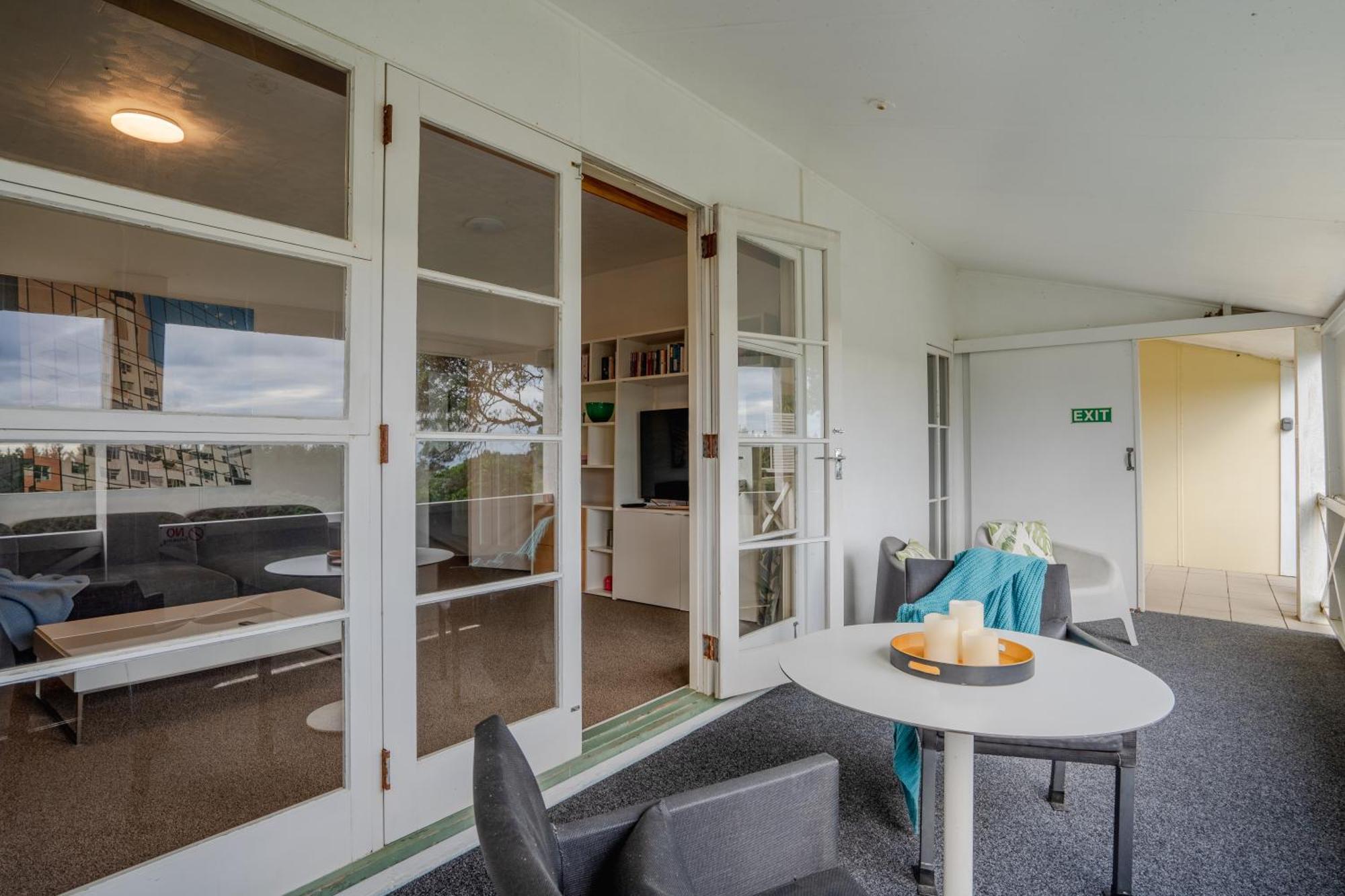 Muriwai Lodge Exterior photo