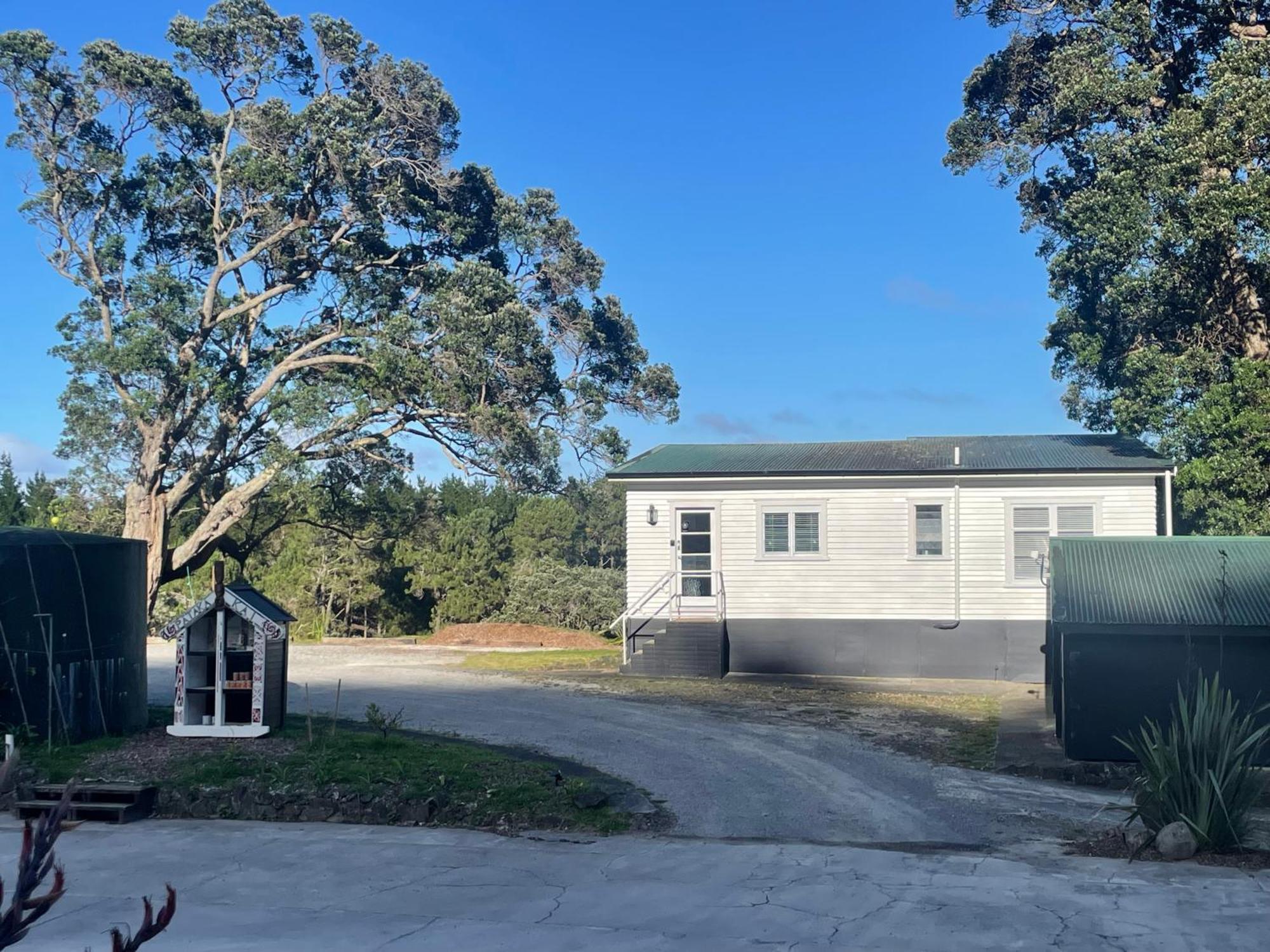 Muriwai Lodge Exterior photo